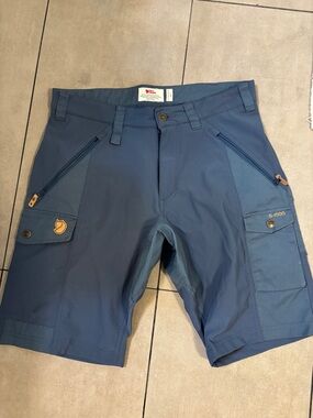 Fjallraven G-1000 Navy Blue Men's Cargo Shorts 30-31